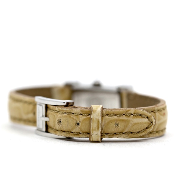 Burberry Mother Of Pearls Face Roman Letters Watch - Picture 13 of 14